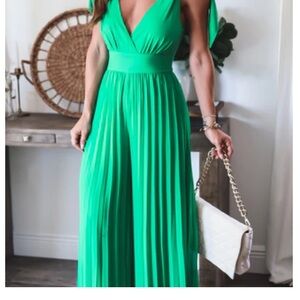Women's Pleated Jumpsuit